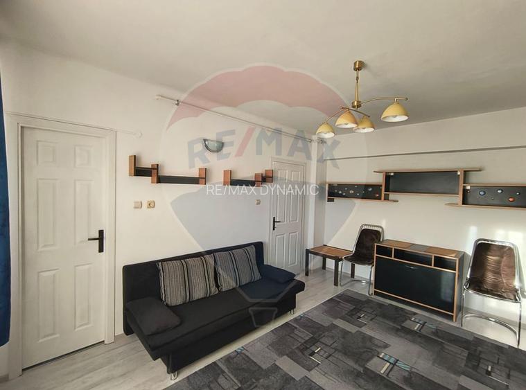Apartament cu o cameră de închiriat în zona Central - 2