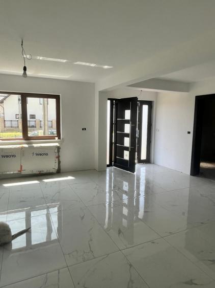 Casa individuala 200 mp, teren 600 mp, Radauti
