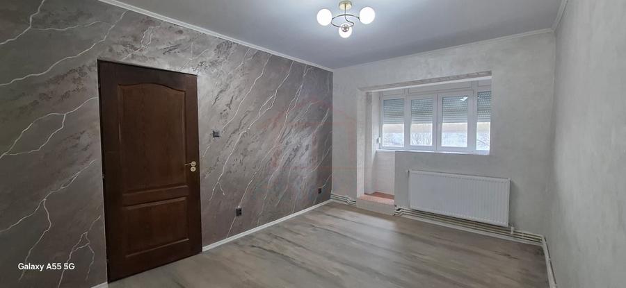 🏡 De închiriat 3 camere nemobiltate, Port, 500 Euro/luna