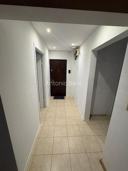 Apartament 3 camere , 2 băi în Brașov - 15