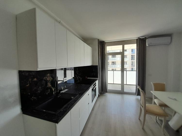 Apartament 2 camere cu loc de parcare, zona Cetatii