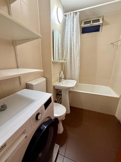 Apartament 2 camere,Decomandat, balcon,etaj 2, mobilat, ideal studenți