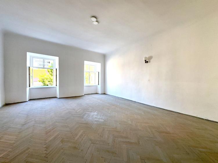 0 % Comision, 2 camere, parcare - cladire an 1654 - Centru istoric