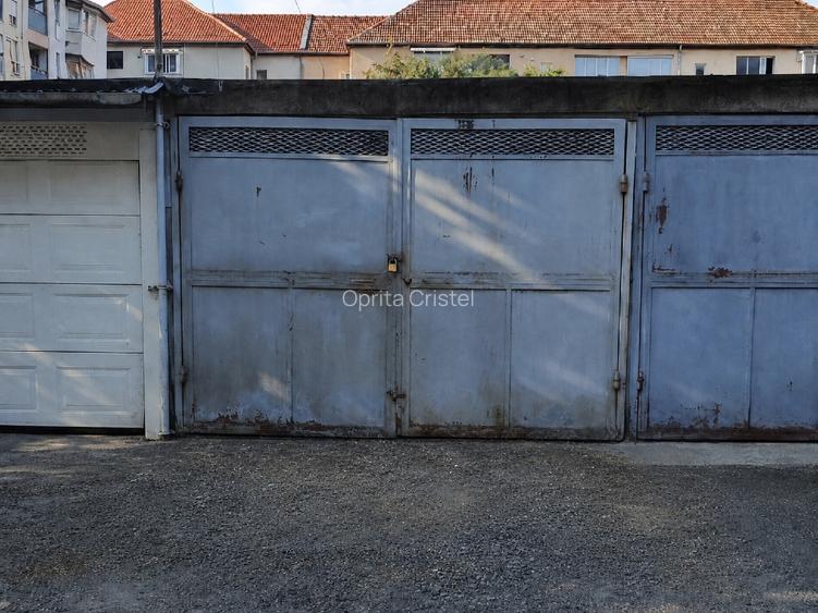 Proprietar – apartament 3 camere, 70 mp, etaj 1, garaj inclus | Girocului - 13