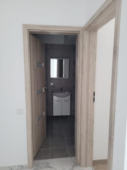 Berceni-Metrou Berceni-Garsoniera decomandata-TVA 21% INCLUS