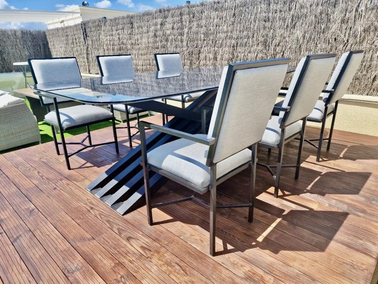 Penthouse- 4 camere cu rooftop de 160mp