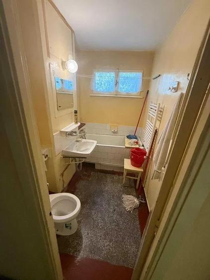 Apartament cu 2 camere, etajul 2/4, zona Podu Ros