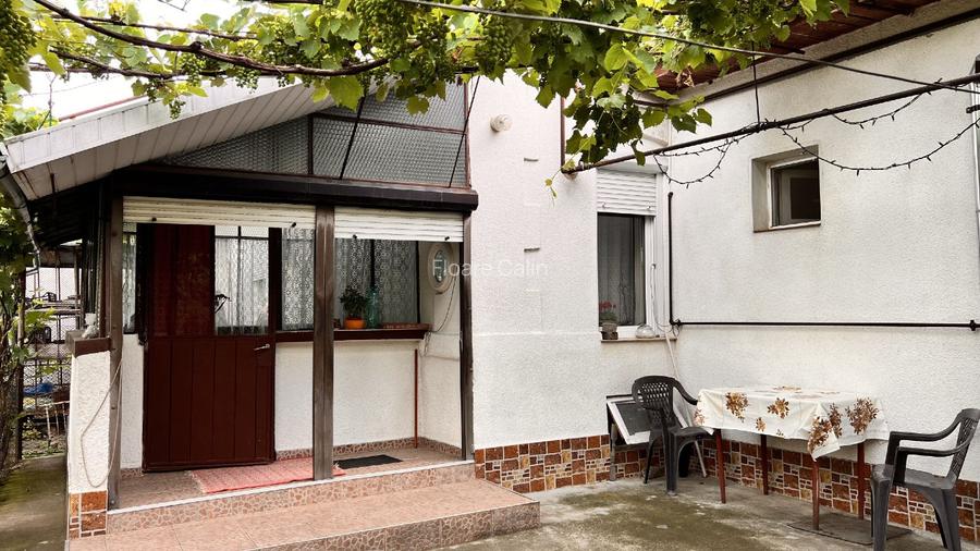 Casa 2 camere + baie, curte, gradina, pivinita.
