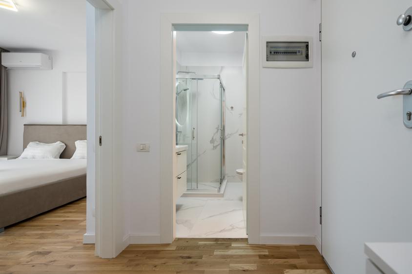Apartament la prima inchiriere + parcare + garaj