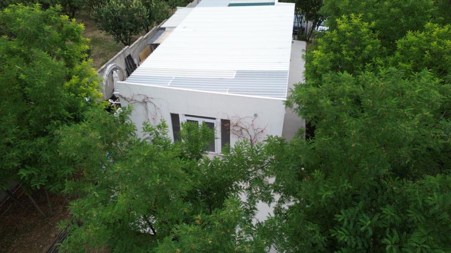 Casa de vacanta / spatiu comercial de vanzare – Frumusani