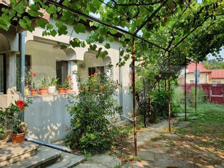 Casă Verde, 349 mp, 1.038 mp teren – Super Ofertă la 7 km de Târgoviște