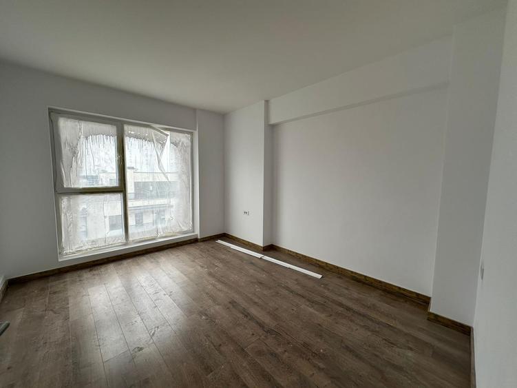 Apartament cu 3 camere de tip Penthouse/ Duplex, Metrou Berceni