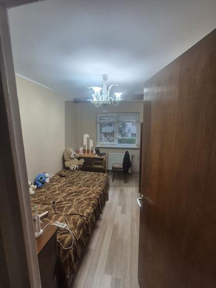 Apartament 3 camere decomandat Ozana / Titan / 1 Decembrie 1918