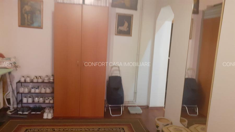 Inchiriere 3 camere in vila - 8
