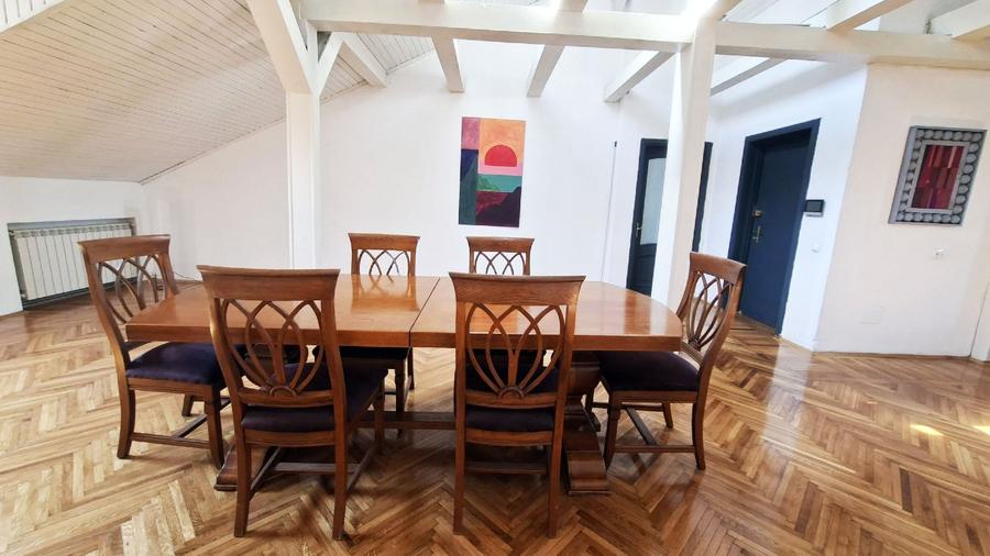 Zona Dorobanti, mansardă 150 mp (3/3), living 71 mp cu șemineu, 2 dormitoare