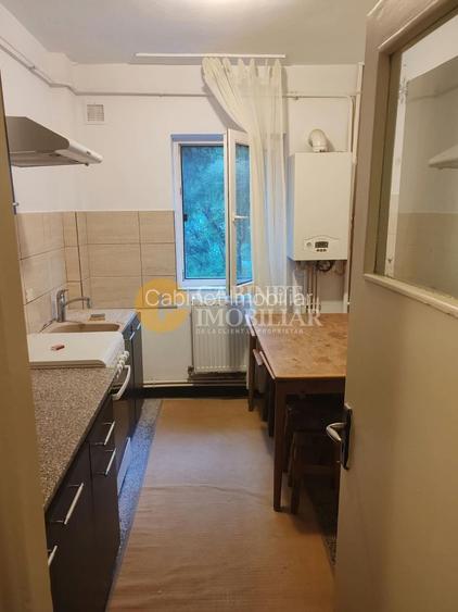 2 Camere SemiDecomandat - ETAJ 1 - Zona Podu Ros