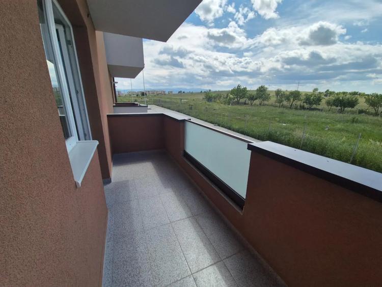 Apartament 3 camere nou - Calea Surii Mici