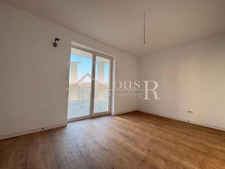 Apartament cu gradina proprie si bucatarie inchisa. Decomandat !