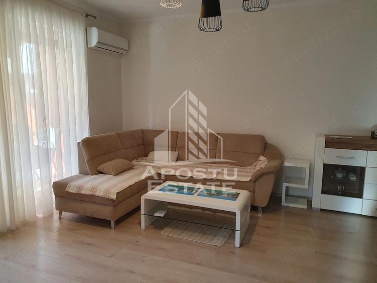 Apartament cu 3 camere de inchiriat, 2 locuri de parcare, Dumbravita
