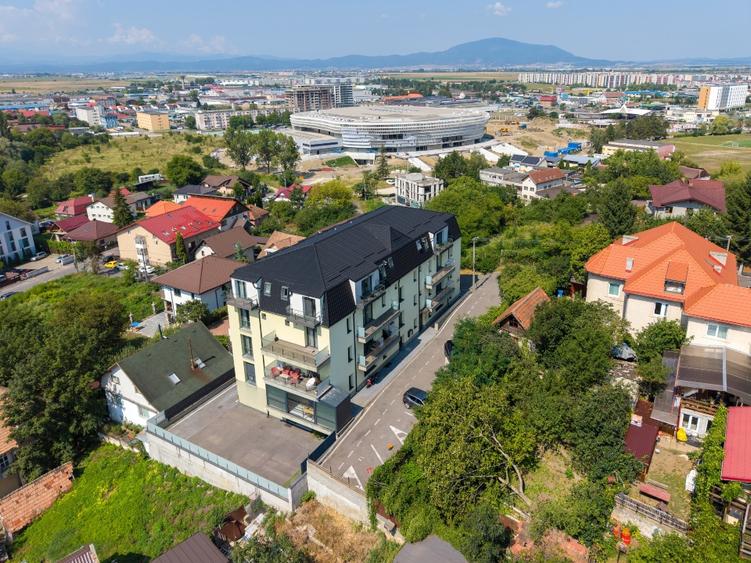 APARTAMENT PREMIUM | 83 MP TOTAL | 2 TERASE | VIEW DIRECT CATRE TAMPA | BRASOV