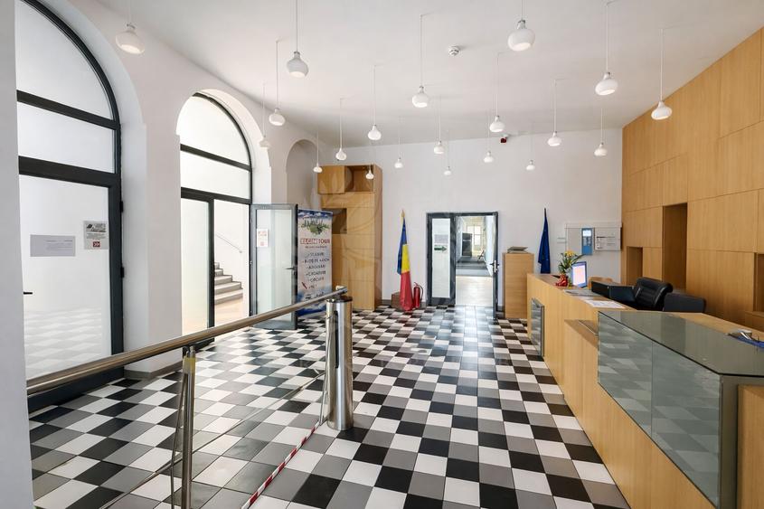Spatiu Birouri 23 - 1000 mp, zona centrala, Bulevard