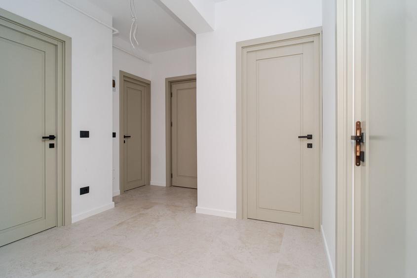 Intabulat, Apartament 3 camere, 2 bai, etajul 1