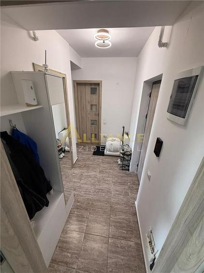 2 CAMERE + PARCARE - 15 MINUTE METROU BERCENI - 135.000euro