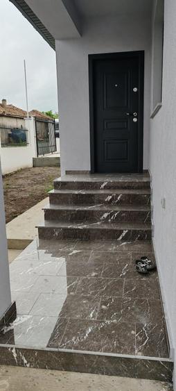 Vand casa in Lumina
