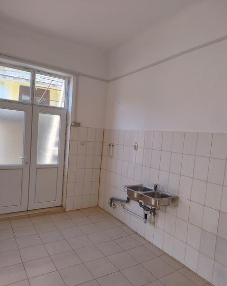 Spatiu Comercial | Cismigiu | Victoriei | Stradal