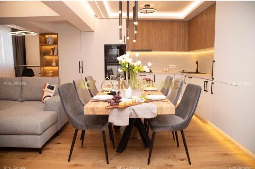 3 Camere de inchiriat | Unirii | Metrou | Parcare | Utilat | Mobilat
