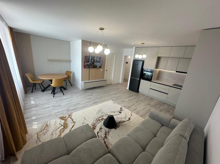 Apartament 2 camere PRIMA INCHIRIERE + loc parcare Poitiers Towers