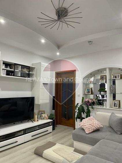 Casă / Vilă cu 3 camere de vânzare - 3