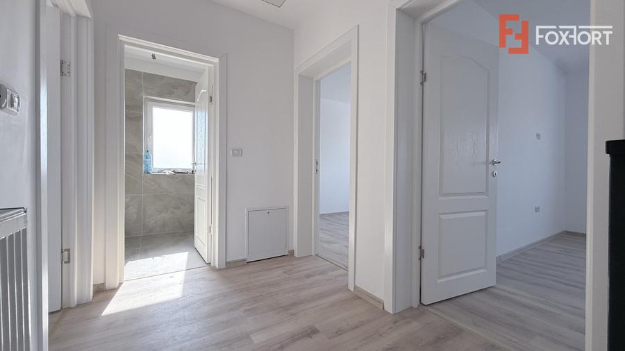 Comision 0% Duplex de vanzare, 4 camere, teren 466 mp - Mosnita Noua
