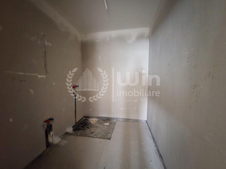 Apartament cu 3 camere | Etaj 3/4 | Bloc Nou | Parcare | Zona Vivo