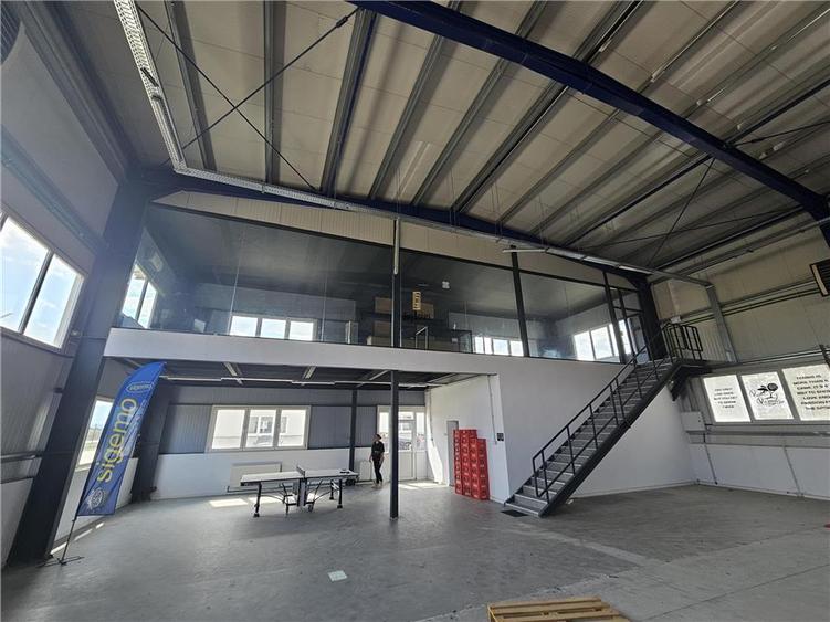 Spatiu Industrial - 600 mp - Depozitare - Distributie