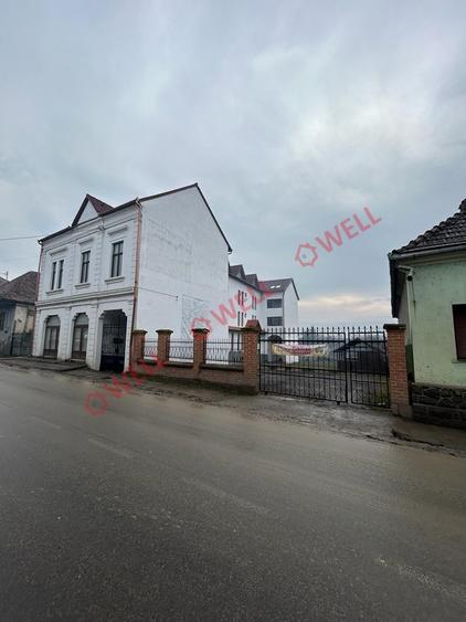 De vânzare complex de clădiri în Baraolt