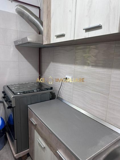 4 Camere de inchiriat | Titan | Metrou | Centrala | 2 bai