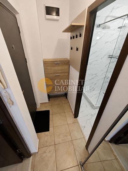2 camere decomandat - complet renovat - zona Nicolina 1