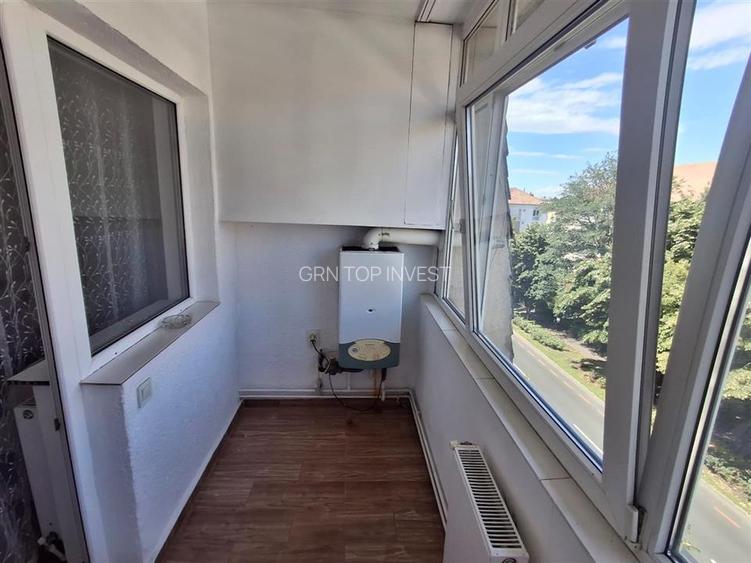 Apartament 2 camere decomandat zona Centrala - 10