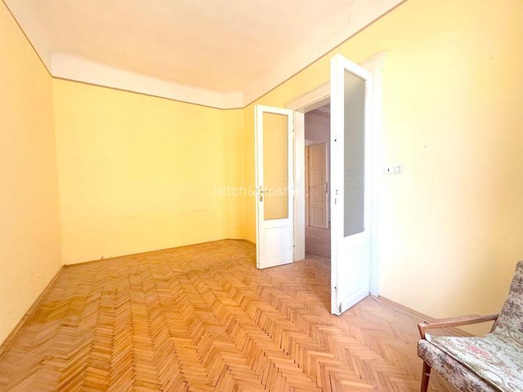 Apartament 3 camere în clădire istorica — Piata Libertatii-comision 0 - 6