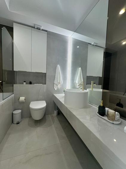 Studio dublu Cortina North + loc parcare gratuit