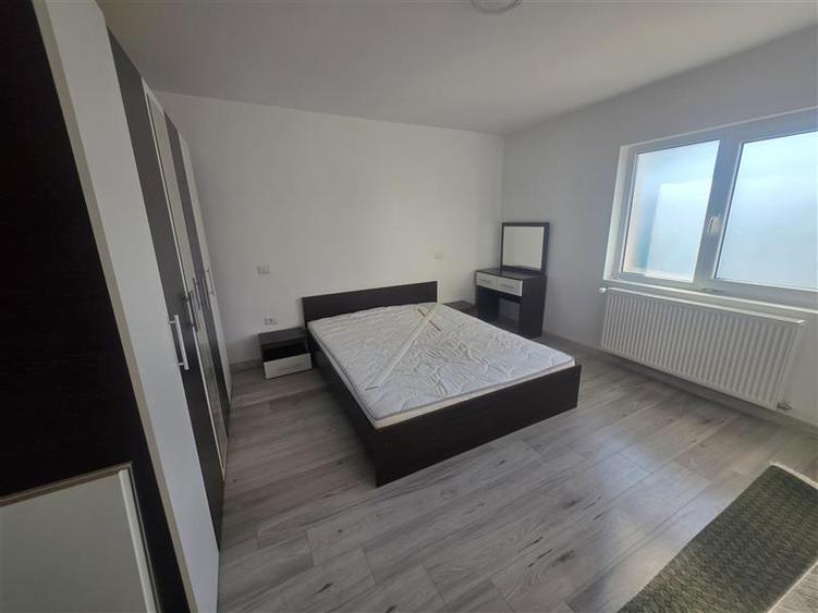 De inchiriat casa 4 cam,2 bai , sancrai, Mures