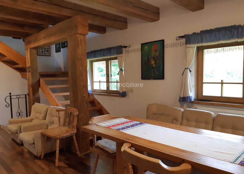 Casa in stil Taditional Romanesc , 170 mp, curte 500mp, strada privata  - 4