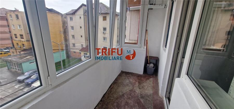 Garsoniera de inchiriat zona Cetae