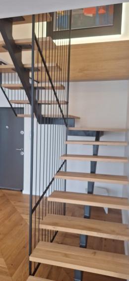 Apartament tip Penthouse de lux cu 3 camere – zona linistita, Buna Ziua