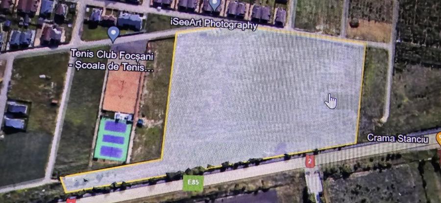 Teren intravilan de vanzare Focsani , 3,3 ha ,Focsani