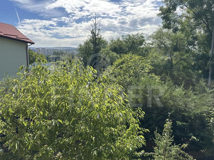 Apartament in vila, 90 mp, 2 dormitoare si 2 bai – Grigorescu, parcare