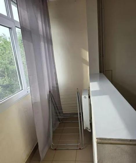 Apartament - 2 camere - decomandat - Tineretului