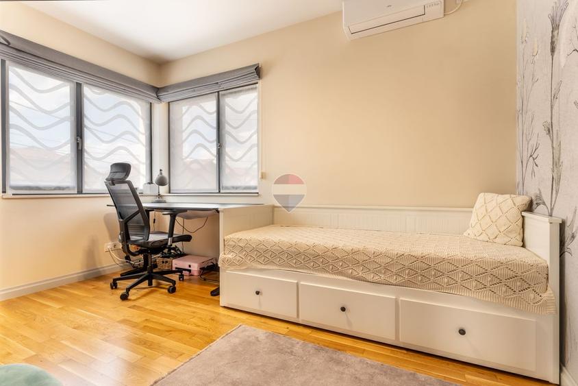 Duplex 4 camere, superfinisat, terasa, zona linistita in Someseni