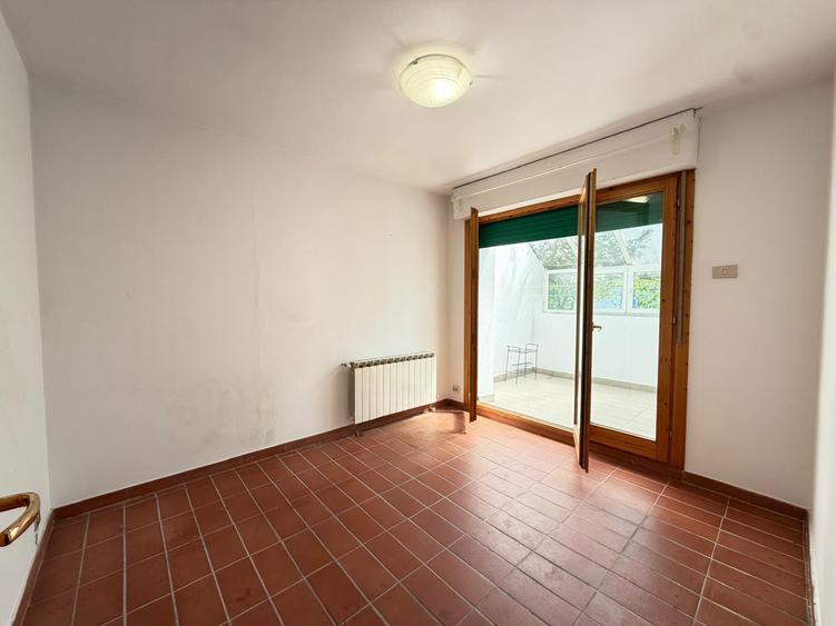 Inchiriere casa Iancu Nicolae | 3 dormitoare | Birou | Curte | Parcare